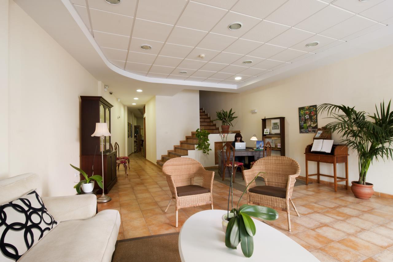 Apartamentos Adjovimar Los Llanos De Aridane Exteriér fotografie